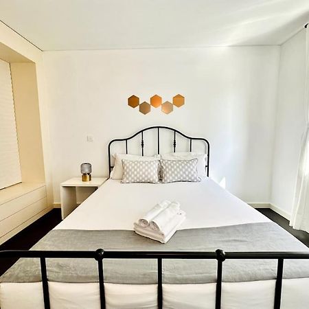Marina Expo Apartment Lisbon Luaran gambar