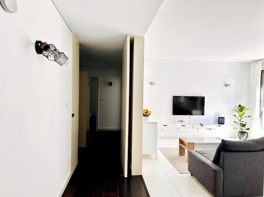 Marina Expo Apartment Lisbon Luaran gambar