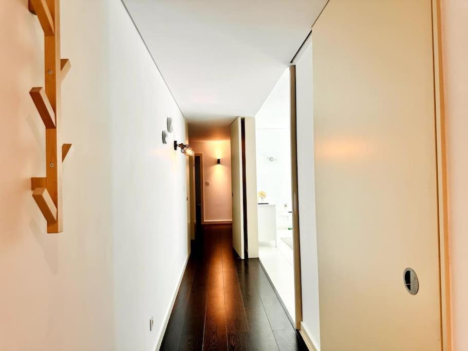 Marina Expo Apartment Lisbon Luaran gambar