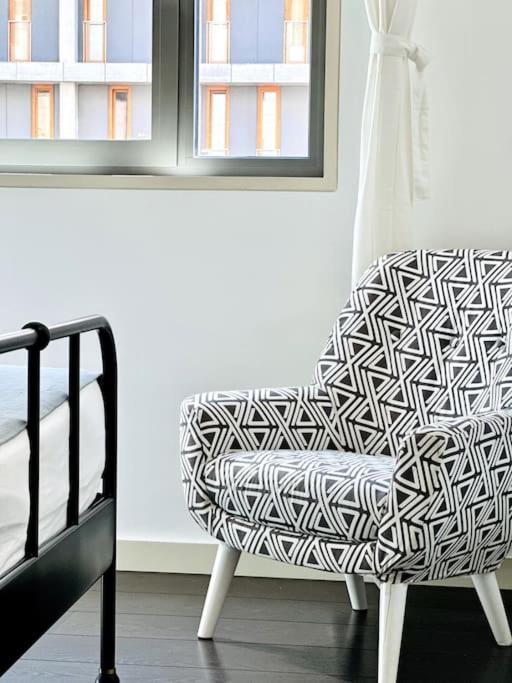 Marina Expo Apartment Lisbon Luaran gambar